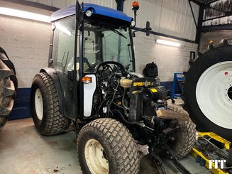 Tractor agricola New Holland T3040 - 1