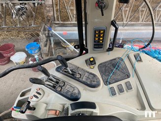 Tractor agricola Massey Ferguson 5613 - 8