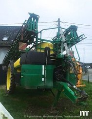 Pulverizador arrastrado John Deere 944i - 2