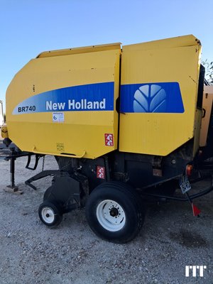 Rotoempacadoras New Holland BR740A - 1