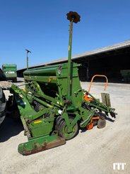 Sembradora Amazone AD 403 - 2