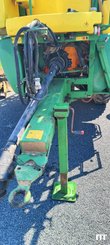 Pulverizador arrastrado John Deere 732 - 2