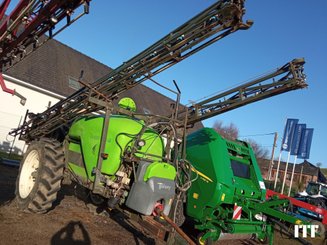 Pulverizador arrastrado Tecnoma GALAXY 3100L - 1