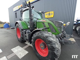 Tractor agricola Fendt 716 - 1