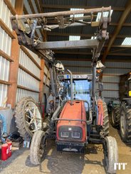 Tractor agricola Massey Ferguson 4220 - 1