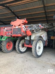 Pulverizador arrastrado Kuhn TC 3200 - 1