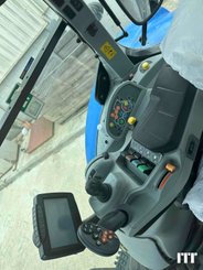 Tractor agricola New Holland T7.235 SWII - 4