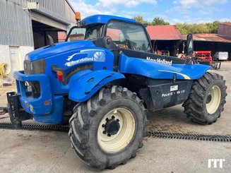 Manipulador telescópico New Holland LM 435 - 2