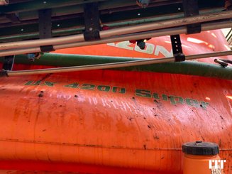 Pulverizador arrastrado Amazone UX 4200 - 5