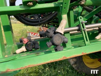Pulverizador arrastrado John Deere 962l - 6