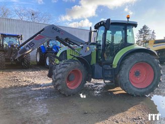 Tractor agricola Claas ARION 640 - 2