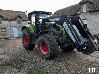 Tractor agricola Claas AXION 810 T4F - 1