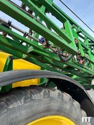 Pulverizador arrastrado John Deere 732 - 4