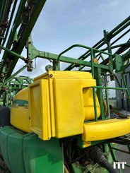 Pulverizador arrastrado John Deere 732 - 7