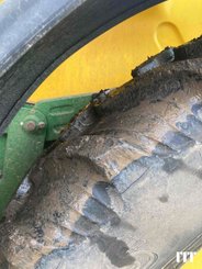 Pulverizador arrastrado John Deere 732 - 5