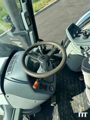Tractor agricola Valtra T213 - 12