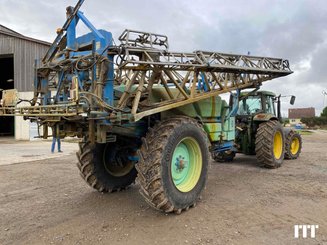 Pulverizador arrastrado Berthoud MAXXOR - 3