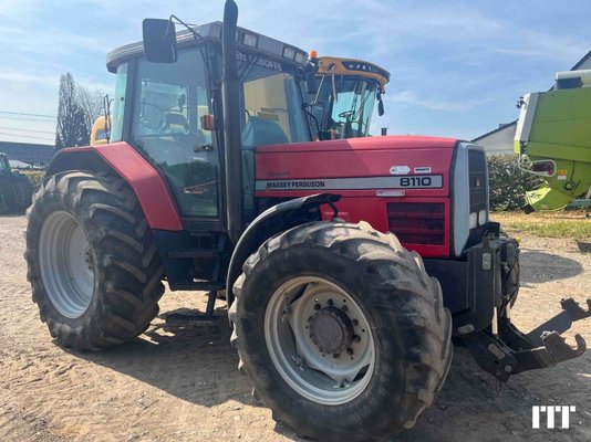 Tractor agricola Massey Ferguson 8110 - 1