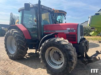 Tractor agricola Massey Ferguson 8110 - 1
