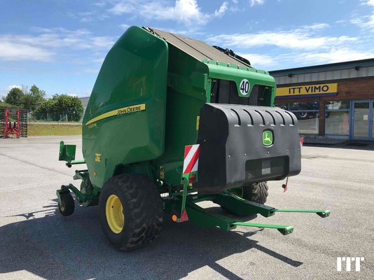 Rotoempacadoras John Deere V 451 M - 1