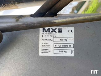 Tractor agricola Claas AXION 810 - 8