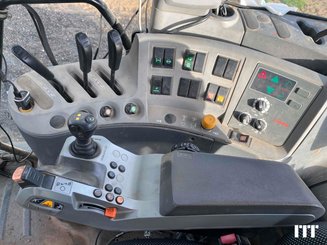 Tractor agricola Claas AXION 810 - 11