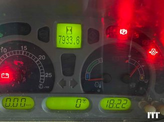 Tractor agricola New Holland T7040 - 12