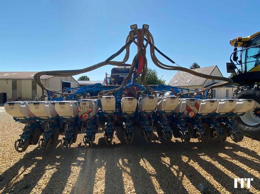 Sembradora monograno de precisión Monosem VALOTERA - 1