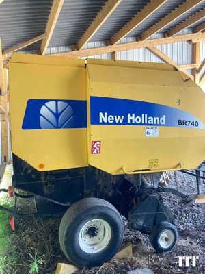 Rotoempacadoras New Holland BR740A - 1