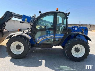 Manipulador telescópico New Holland LM 7.42 - 4