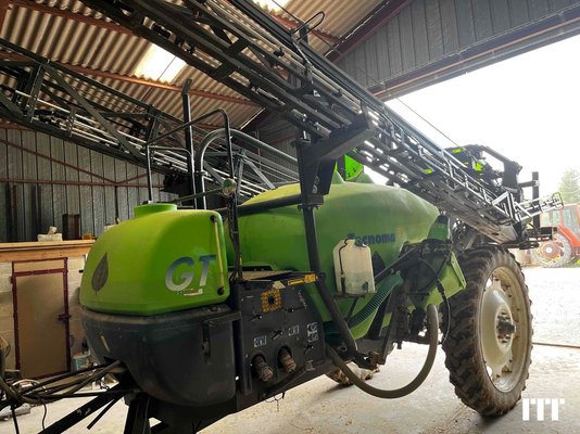 Pulverizador arrastrado Tecnoma GT 3000 - 1