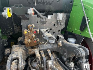 Tractor agricola Fendt 716 - 8