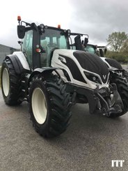 Tractor agricola Valtra T234 - 1