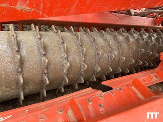 Combinado de siembra Kuhn HR 4003 + AL 402 - 4