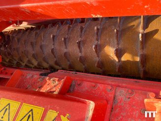 Combinado de siembra Kuhn HR 4003 + AL 402 - 7