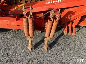 Combinado de siembra Kuhn HR 4003 + AL 402 - 8